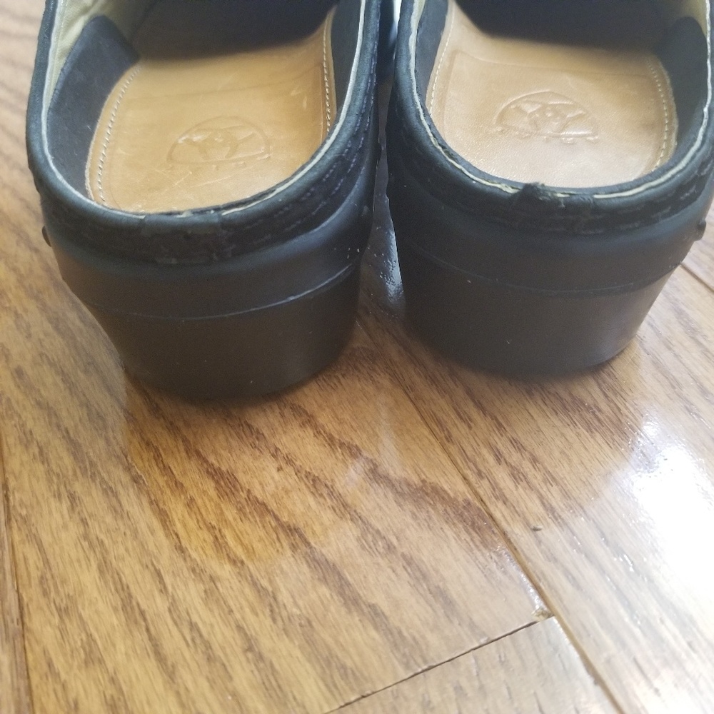 Ariat Clogs - Picture 5 of 8